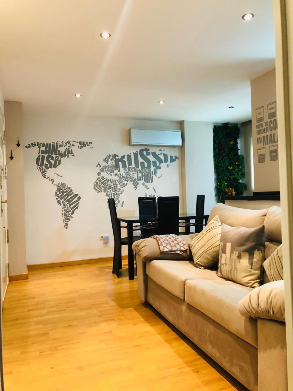 Apartamento Malagueta Малага Екстер'єр фото